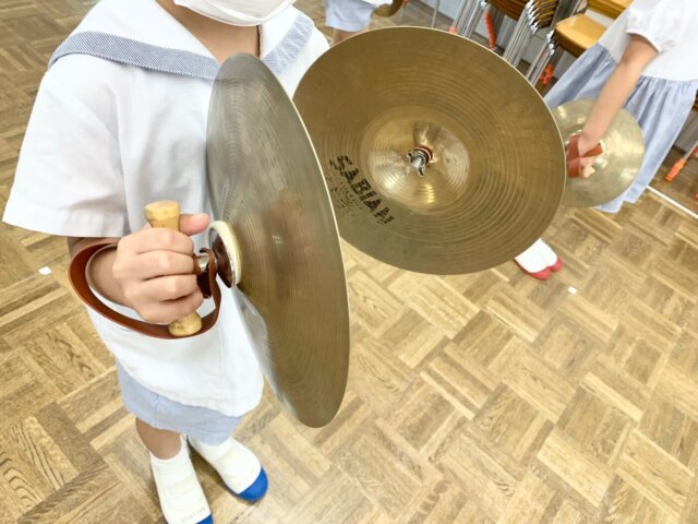 マーチング　西高殿若葉幼稚園　にしたかどのわかばようちえん